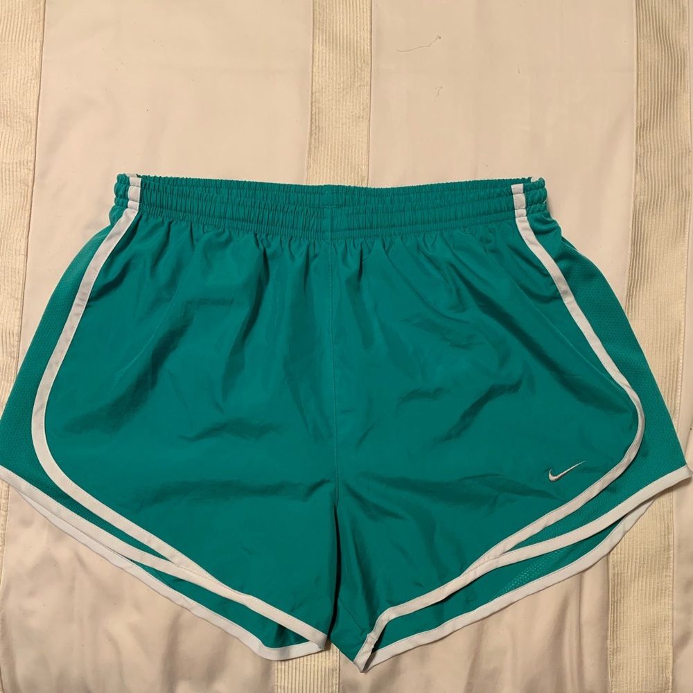Nike running short